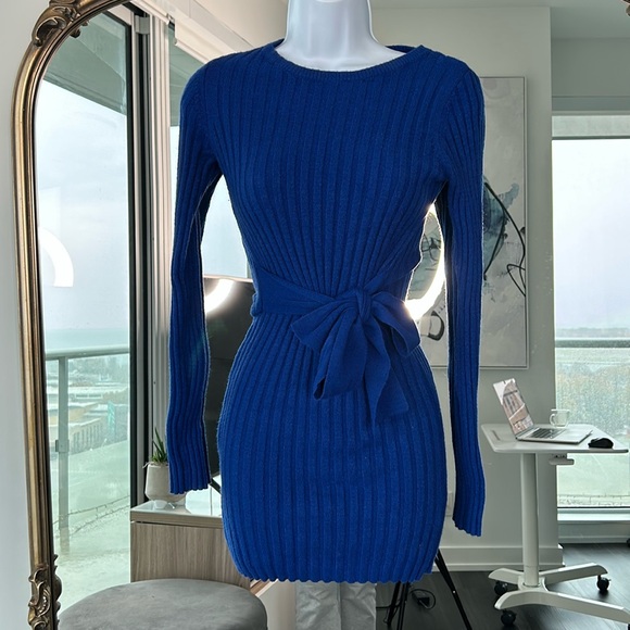 Winter Knitted Mini Dress Small - Picture 3 of 7